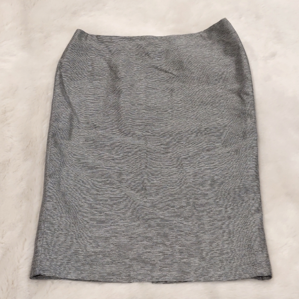 Dana Buchman skirt 4 black & white silk career slim pencil style minimalist